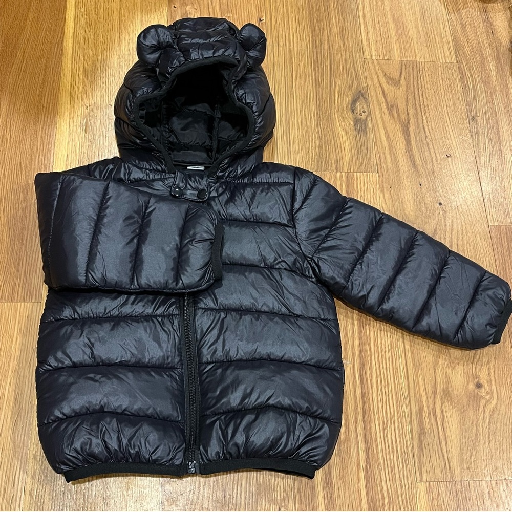 Toddler black puffer coat 18-24m